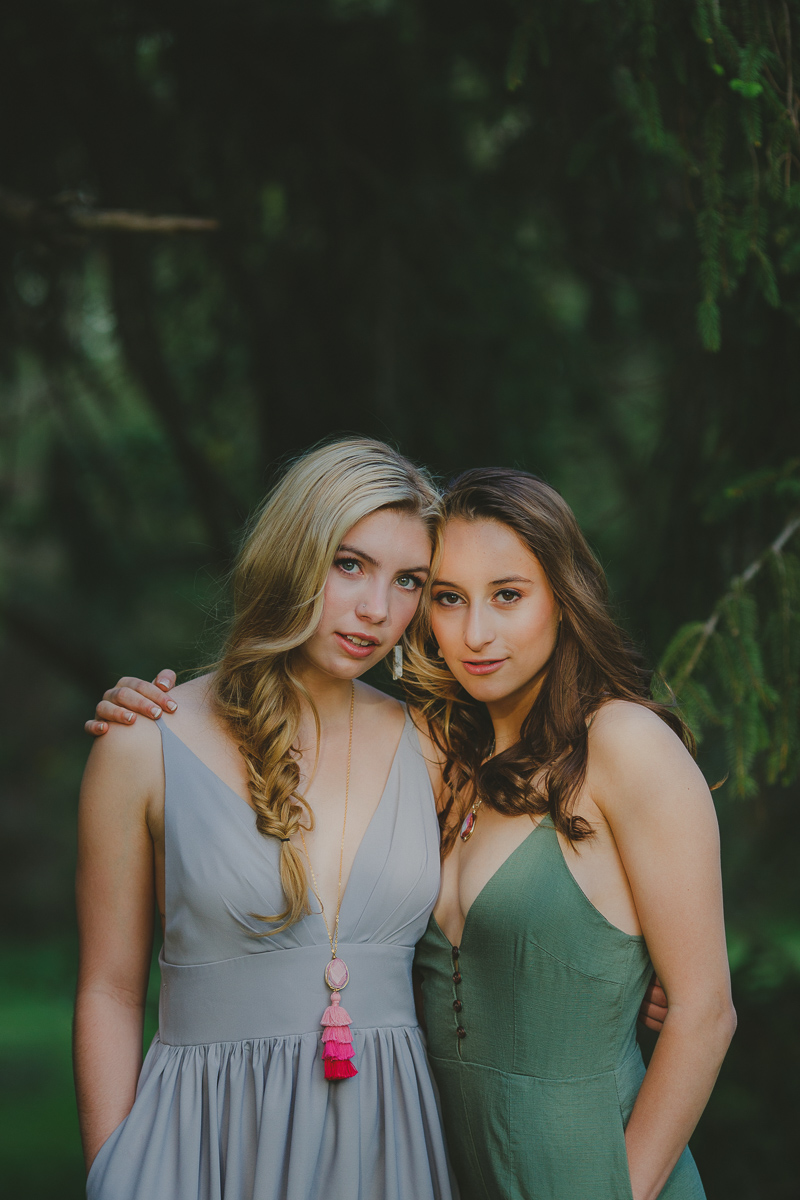 Senior Session Best friends at Cylburn Arboretum by Maria Ortiz Photography